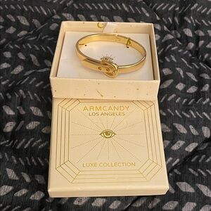 Gold Bracelet - Luxe Collection